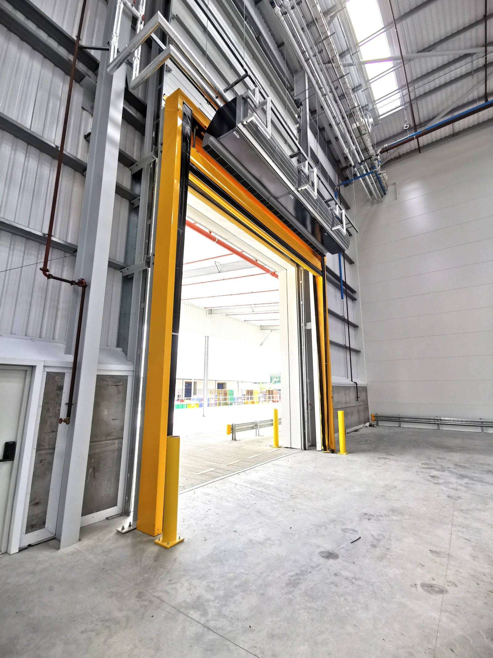 Air Curtains And Their Efficiency At Repelling Insects | Biddle